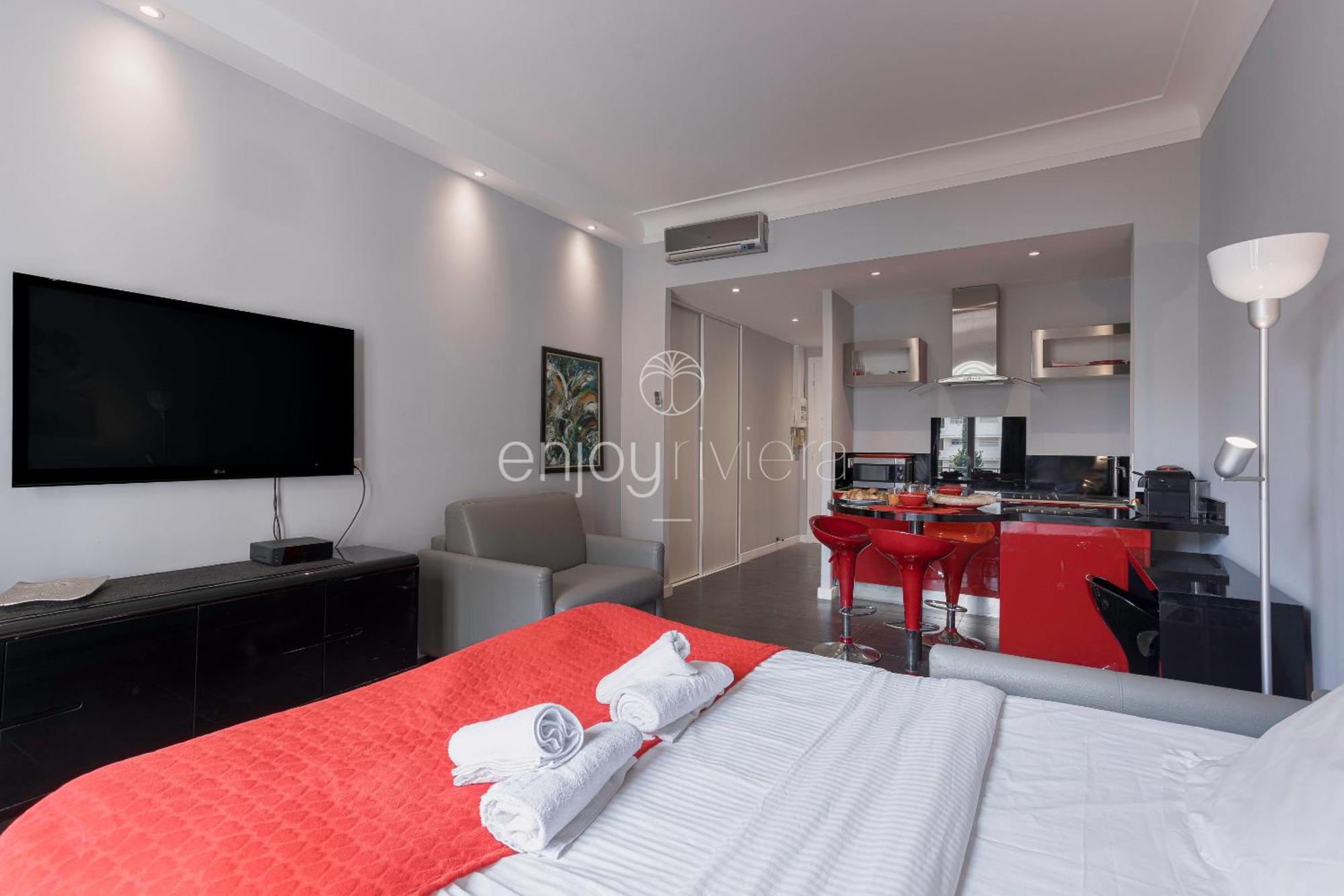 Palais Miramar - Suite & B31 - Croisette Emplacement Unique - 20M Plage - Wifi - Clim Cannes Bagian luar foto